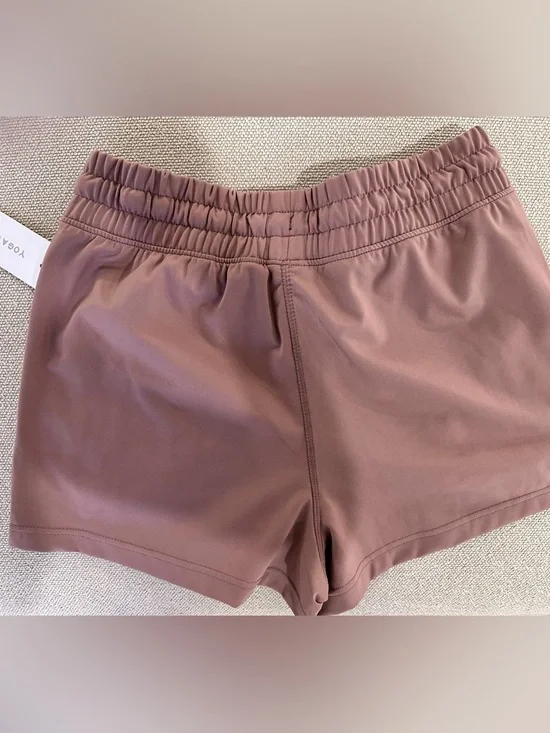 YOGALICIOUS Lux City Life 4-Inch Shorts Sz S in Twilight Mauve - Picture 4 of 6